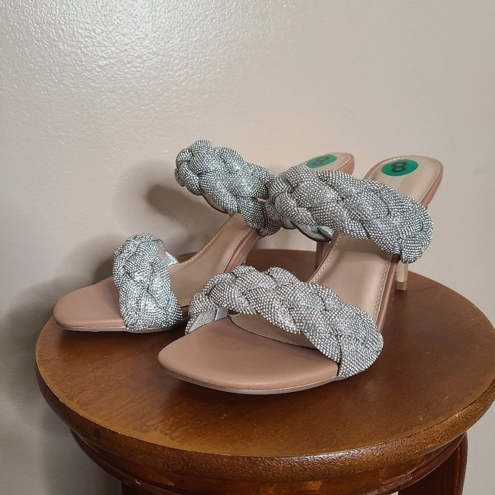 NWT Cushionnaire Sparkle Double Strap Sparkle Heels